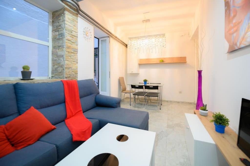 Encantador Apartamento Temporal Centrico Con Patio Privado Mpe51 Apartment Madrid Exterior photo