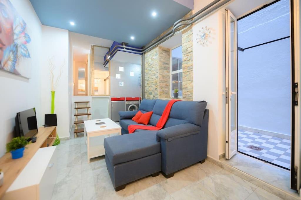 Encantador Apartamento Temporal Centrico Con Patio Privado Mpe51 Apartment Madrid Exterior photo